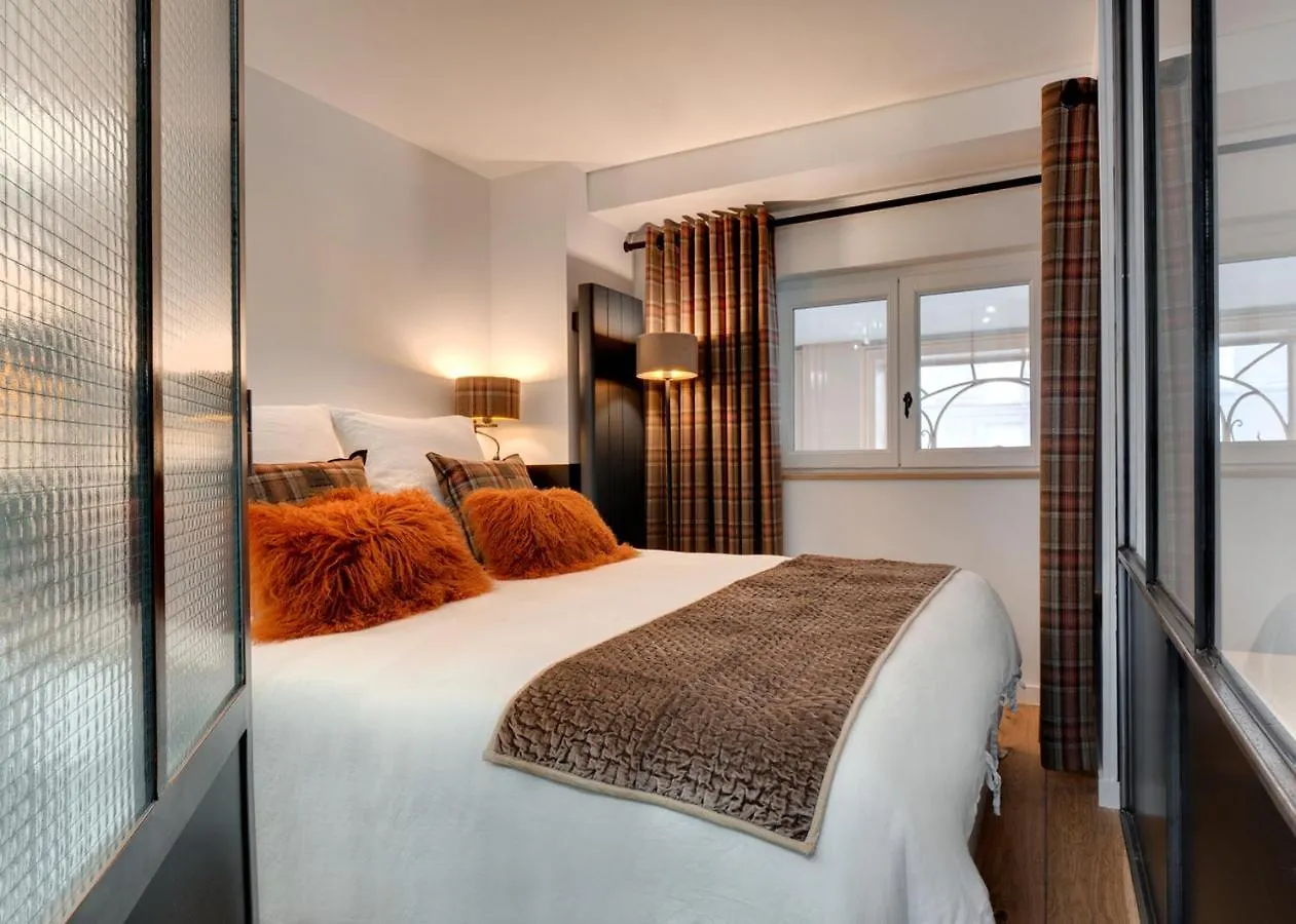 Le Boudoir Monsieur Aurelien - Suite Hoteliere Le Mont-Dore 0*,  France
